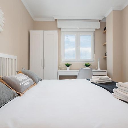 In The Historic Center Of Malaga, Very Close To The Beach And The Ave Train Station, With Private Parking 外观 照片
