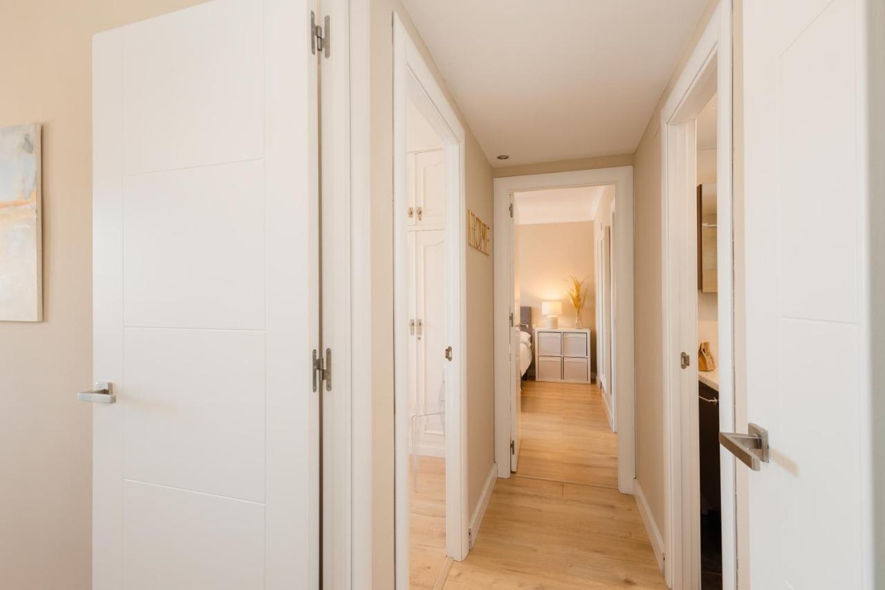 In The Historic Center Of Malaga, Very Close To The Beach And The Ave Train Station, With Private Parking 外观 照片