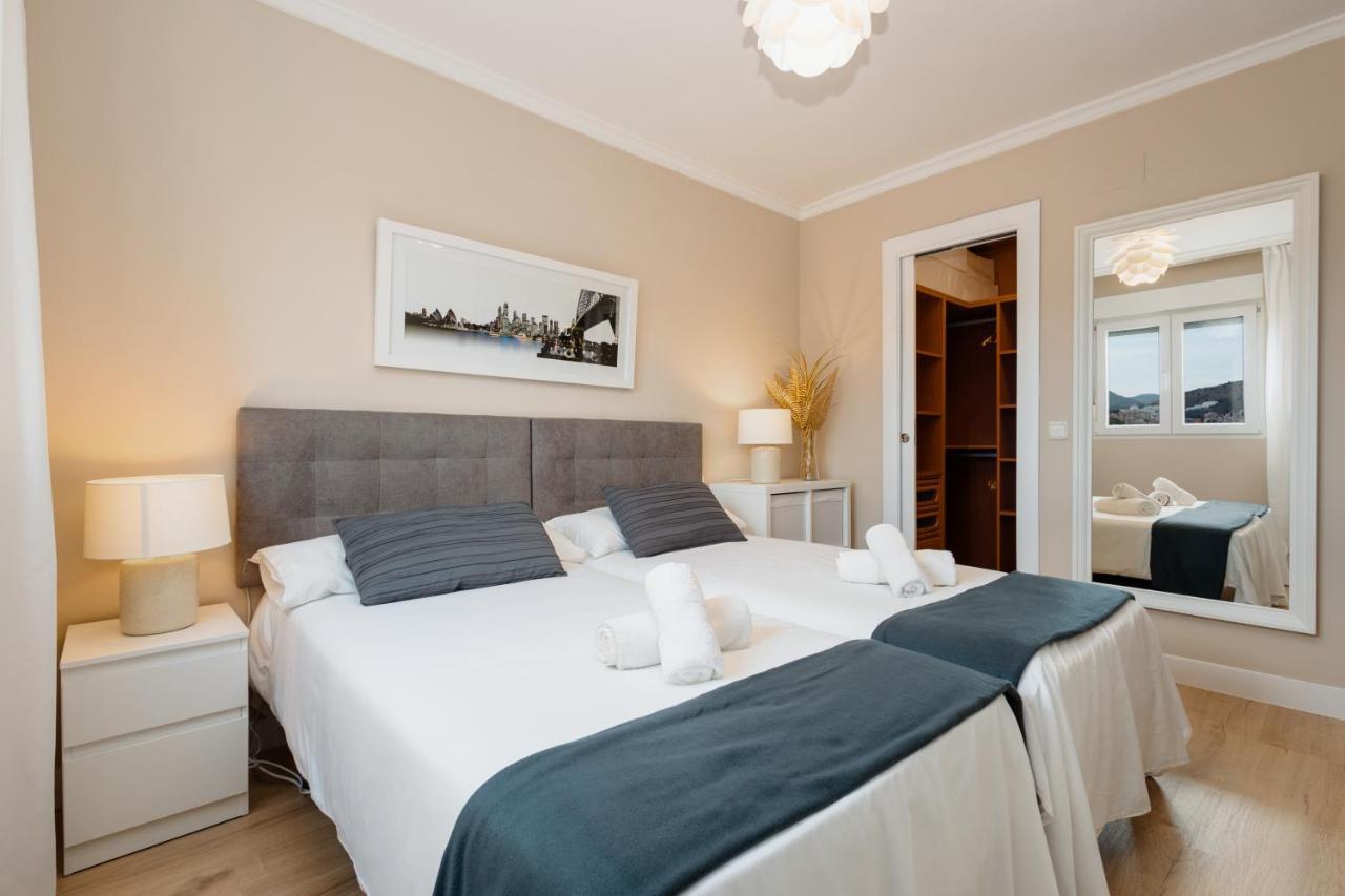 In The Historic Center Of Malaga, Very Close To The Beach And The Ave Train Station, With Private Parking 外观 照片
